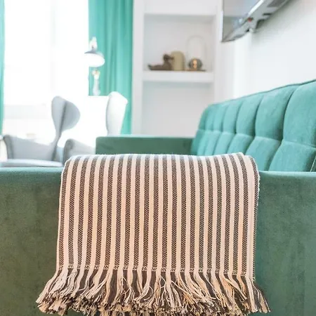 Brezoianu Spacious Flat דירה בוקרשט