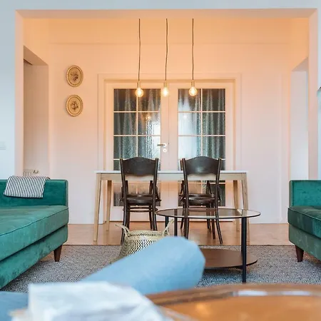 Brezoianu Spacious Flat Bükreş