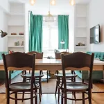Brezoianu Spacious Flat 아파트
