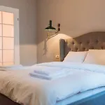 아파트 Brezoianu Spacious Flat 부쿠레슈티