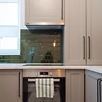 Brezoianu Spacious Flat *