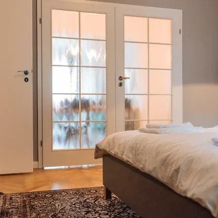 Appartement Brezoianu Spacious Flat *
