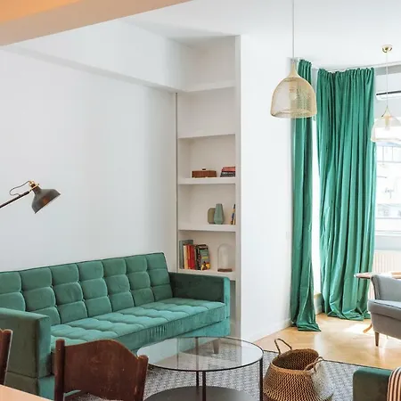 Brezoianu Spacious Flat Apartment