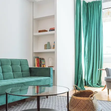 דירה Brezoianu Spacious Flat בוקרשט