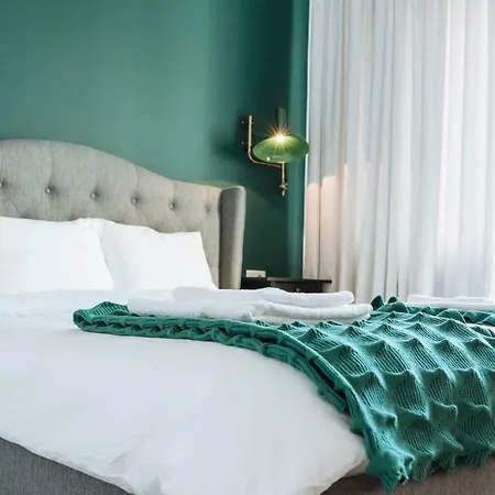 Brezoianu Spacious Flat *