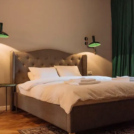 Brezoianu Spacious Flat