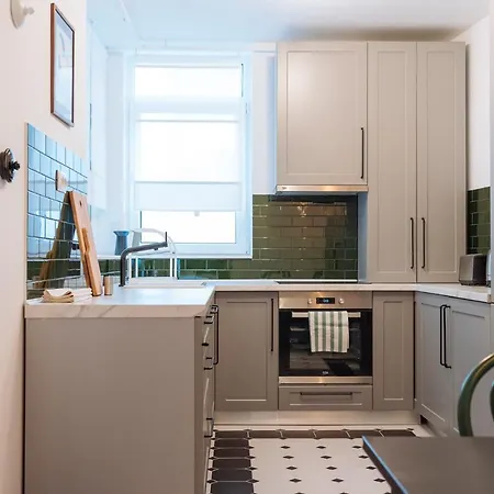 דירה Brezoianu Spacious Flat