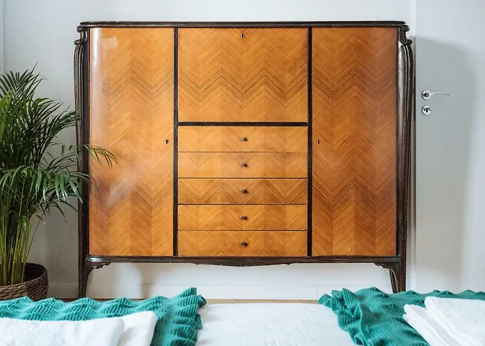 アパート Brezoianu Spacious Flat ブカレスト