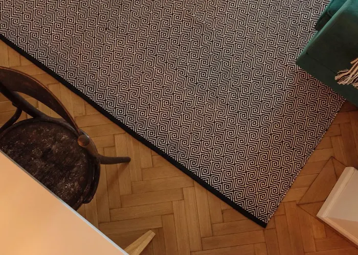 Brezoianu Spacious Flat ブカレスト