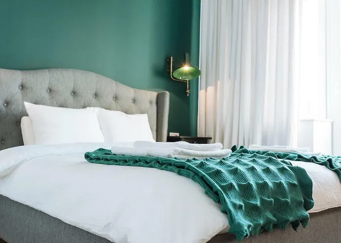 Brezoianu Spacious Flat *