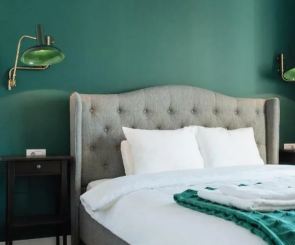 Brezoianu Spacious Flat アパート