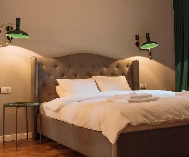 Apartman Brezoianu Spacious Flat Bukarest