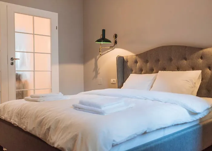 Apartman Brezoianu Spacious Flat Bukarest