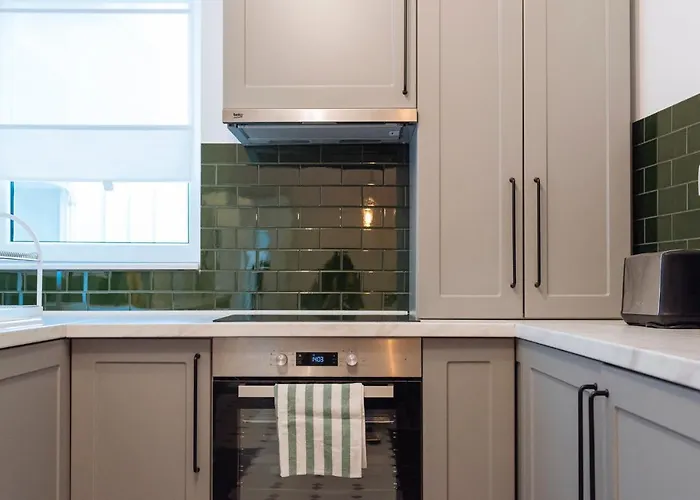 Brezoianu Spacious Flat *