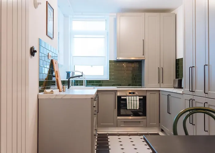 アパート Brezoianu Spacious Flat