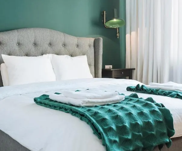 Apartment Brezoianu Spacious Flat *